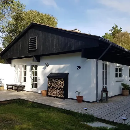 Skovhuset * Tabel
